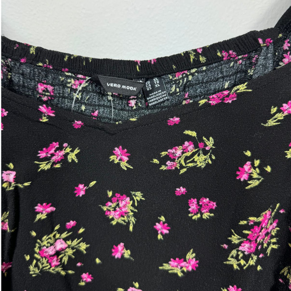 VERO MODA Anna Long Sleeve Crop Top in Black Aop Daisy Size XL - Picture 4 of 9